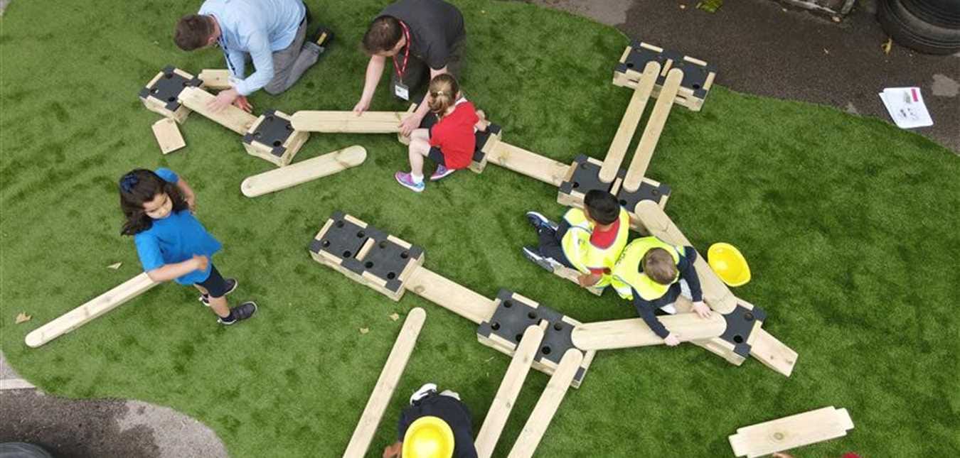 How Outdoor Spaces Help Anxious Pupils Reconnect With School